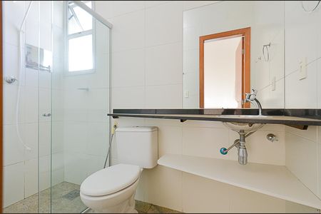 Banheiro Suite de apartamento para alugar com 1 quarto, 45m² em Carmo, Belo Horizonte