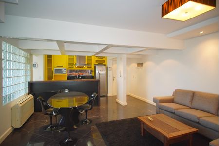 Apartamento para alugar com 90m², 2 quartos e 1 vagaSala