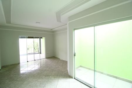 Sala de casa para alugar com 3 quartos, 250m² em Jardim Patricia, Uberlândia