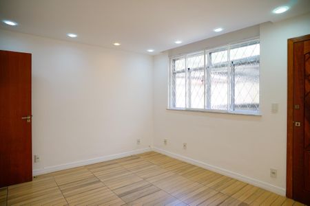 Sala de apartamento à venda com 2 quartos, 59m² em Santa Rosa, Niterói