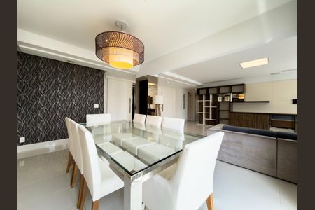 Apartamento à venda com 3 quartos, 177m² em Indianópolis, São Paulo