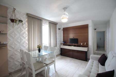 Sala de apartamento para alugar com 2 quartos, 60m² em Curicica, Rio de Janeiro