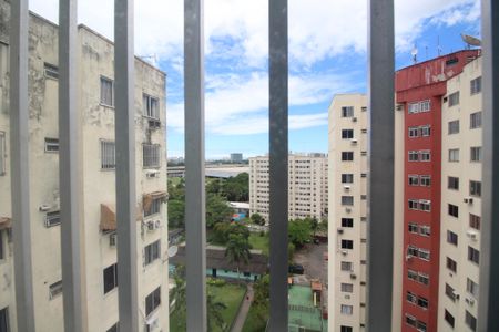 Quarto 1 - Vista de apartamento para alugar com 2 quartos, 60m² em Curicica, Rio de Janeiro
