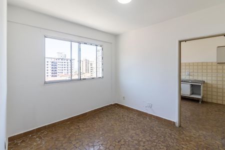 Sala de apartamento para alugar com 1 quarto, 55m² em Guilhermina, Praia Grande