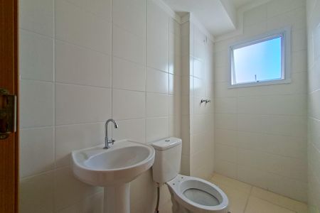 Apartamento para alugar com 60m², 2 quartos e 1 vaga Apartamento para alugar com 60m², 2 quartos e 1 vagaBanheiro da Suíte