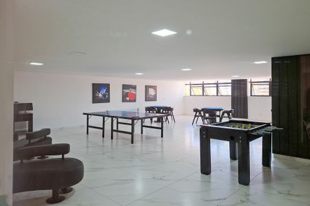 Apartamento para alugar com 60m², 2 quartos e 1 vaga Apartamento para alugar com 60m², 2 quartos e 1 vagaSalão de jogos
