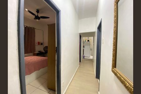Corredor de casa à venda com 3 quartos, 100m² em Higienópolis, Rio de Janeiro