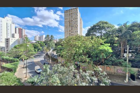 Vista de apartamento à venda com 2 quartos, 115m² em Perdizes, São Paulo