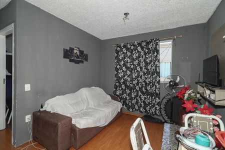 Sala de apartamento à venda com 2 quartos, 42m² em Rubem Berta, Porto Alegre