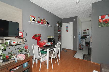 Sala de apartamento à venda com 2 quartos, 42m² em Rubem Berta, Porto Alegre