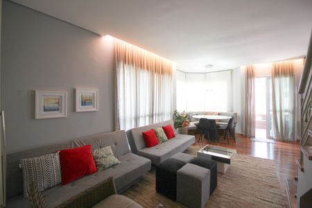 Sala de apartamento à venda com 3 quartos, 130m² em Vila Olímpia, São Paulo