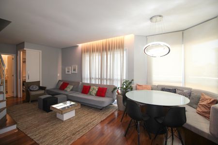 Sala de apartamento à venda com 3 quartos, 130m² em Vila Olímpia, São Paulo