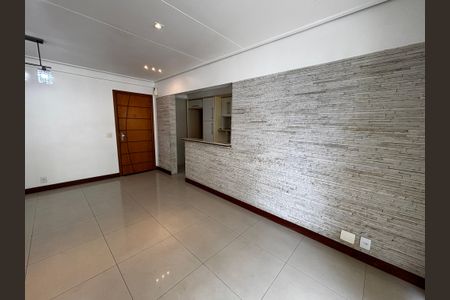 Sala de apartamento à venda com 2 quartos, 68m² em Recreio dos Bandeirantes, Rio de Janeiro