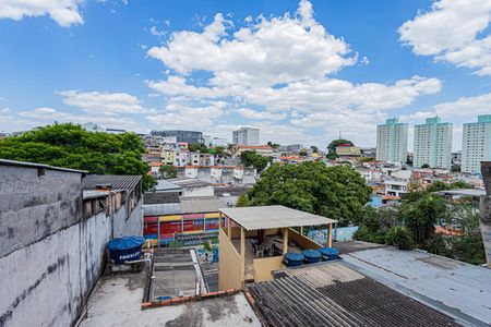 Vista Quarto 1 de casa para alugar com 2 quartos, 180m² em Vila Serralheiro, São Paulo