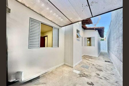 Área de Serviço de casa à venda com 4 quartos, 210m² em Castelo, Belo Horizonte