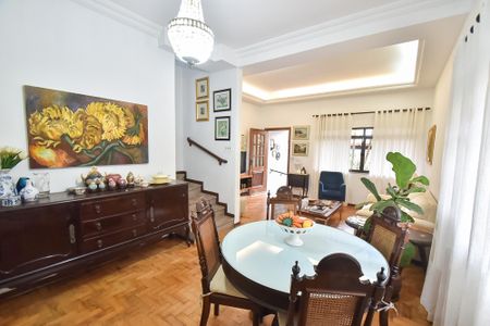 Sala de casa à venda com 3 quartos, 220m² em Vila Mariana, São Paulo