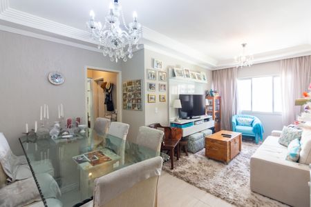 Sala  de apartamento à venda com 3 quartos, 82m² em Vila Yara, Osasco