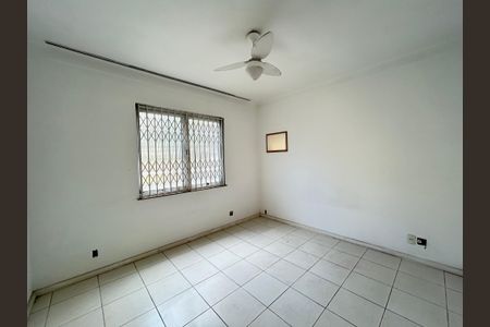 Quarto 1 de casa para alugar com 3 quartos, 100m² em Méier, Rio de Janeiro