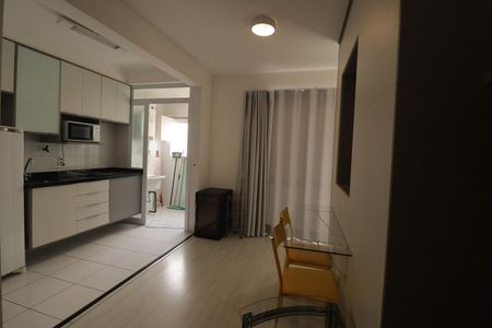Sala de apartamento para alugar com 1 quarto, 48m² em Vila Arens, Jundiaí