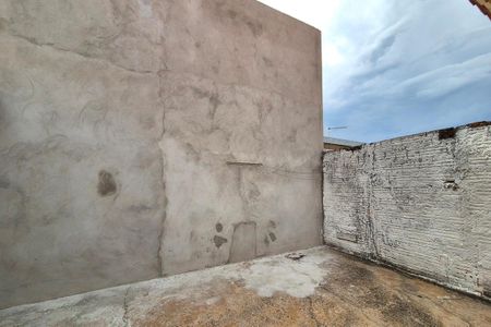 Vista do Quarto 2  de casa para alugar com 2 quartos, 55m² em Residencial Cosmos, Campinas