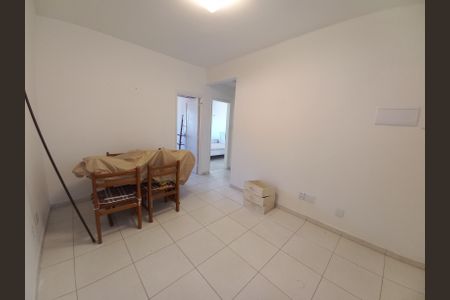Sala de apartamento para alugar com 2 quartos, 50m² em Itararé, São Vicente