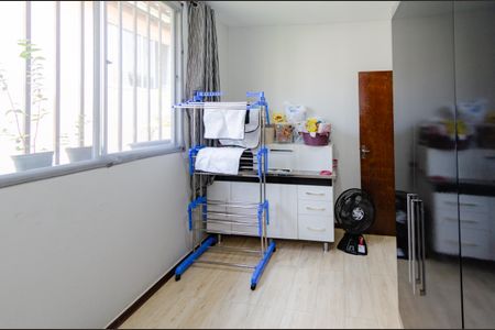 Quarto 2 de apartamento à venda com 2 quartos, 50m² em Camargos, Belo Horizonte