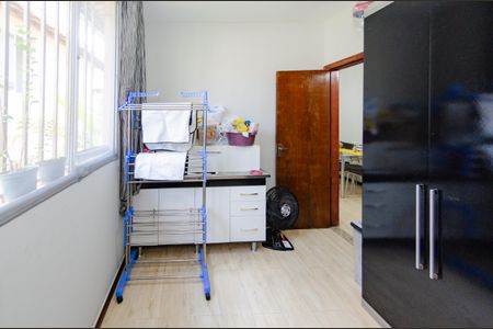 Quarto 2 de apartamento à venda com 2 quartos, 50m² em Camargos, Belo Horizonte
