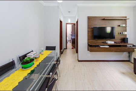 Sala de apartamento à venda com 2 quartos, 50m² em Camargos, Belo Horizonte
