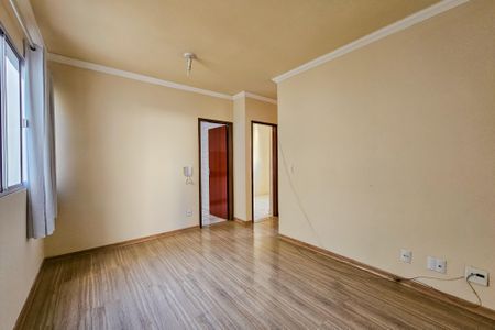 Sala de apartamento para alugar com 2 quartos, 40m² em Silveira, Belo Horizonte
