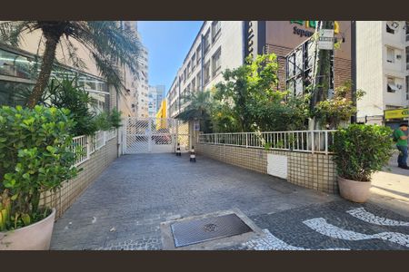 Apartamento para alugar com 96m², 2 quartos e 1 vaga Apartamento para alugar com 96m², 2 quartos e 1 vagaFachada ADESIVO INSTALADO