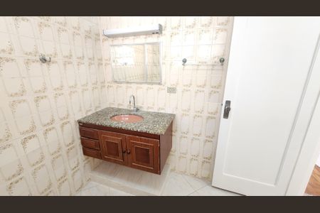 Apartamento para alugar com 96m², 2 quartos e 1 vaga Apartamento para alugar com 96m², 2 quartos e 1 vagaBanheiro