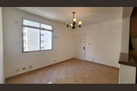 Sala de apartamento para alugar com 2 quartos, 96m² em Gonzaga, Santos