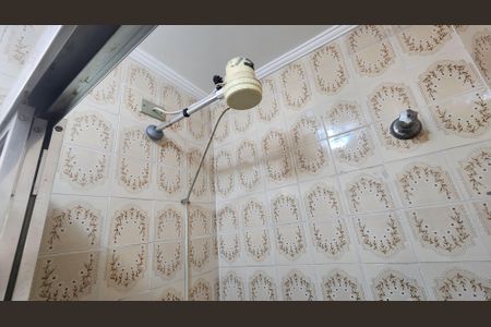 Apartamento para alugar com 96m², 2 quartos e 1 vaga Apartamento para alugar com 96m², 2 quartos e 1 vagaChuveiro