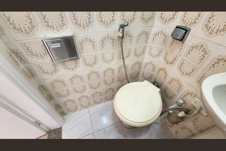 Apartamento para alugar com 96m², 2 quartos e 1 vaga Apartamento para alugar com 96m², 2 quartos e 1 vagaBanheiro 2