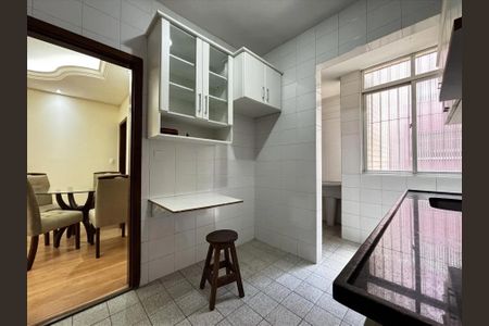 Cozinha de apartamento para alugar com 3 quartos, 95m² em Buritis, Belo Horizonte