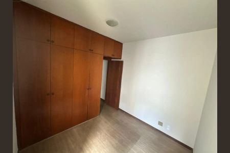 Quarto de apartamento para alugar com 3 quartos, 100m² em Buritis, Belo Horizonte