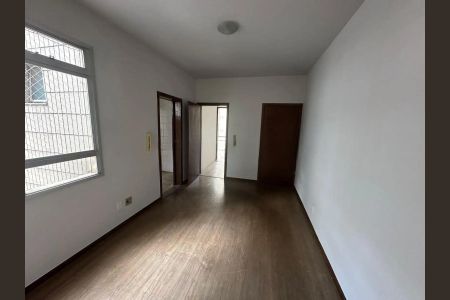 Sala de apartamento para alugar com 3 quartos, 100m² em Buritis, Belo Horizonte