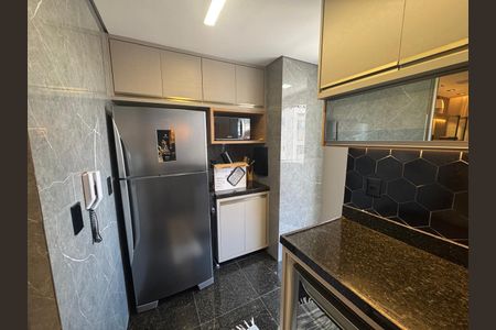 Cozinha de apartamento para alugar com 2 quartos, 120m² em Jardim America, Belo Horizonte