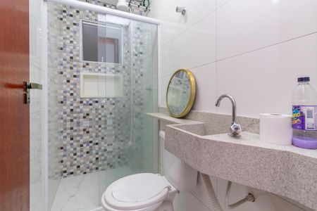 Banheiro de apartamento para alugar com 1 quarto, 30m² em Jardim Aricanduva, São Paulo