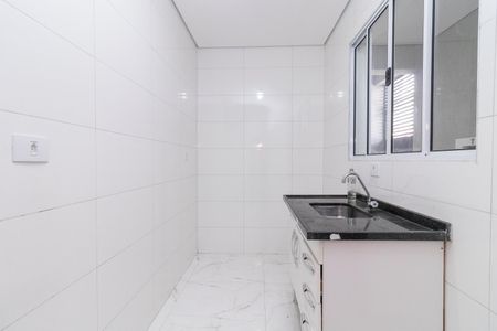 Cozinha de apartamento para alugar com 1 quarto, 30m² em Jardim Aricanduva, São Paulo