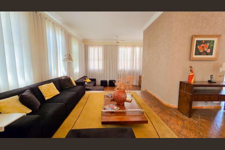 Casa para alugar com 4 quartos, 540m² em Bandeirantes (pampulha), Belo Horizonte