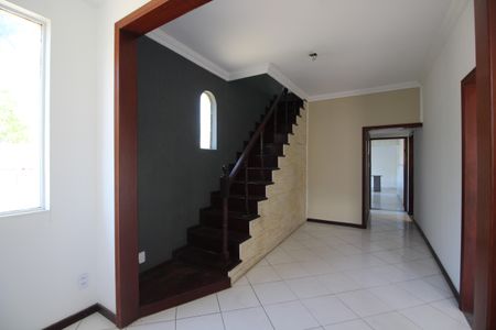 Sala 2 de casa para alugar com 4 quartos, 240m² em Freguesia (jacarepaguá), Rio de Janeiro