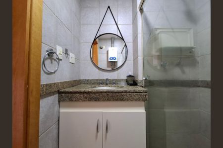 Banheiro  de apartamento para alugar com 1 quarto, 54m² em Flamengo, Rio de Janeiro