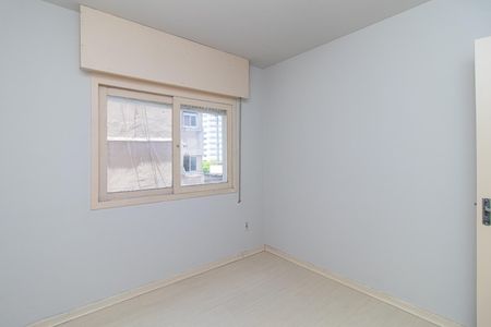 Quarto 2 de apartamento à venda com 2 quartos, 64m² em Farroupilha, Porto Alegre
