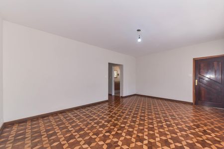 Casa para alugar com 3 quartos, 170m² em Chácara Santo Antônio (zona Sul), São Paulo