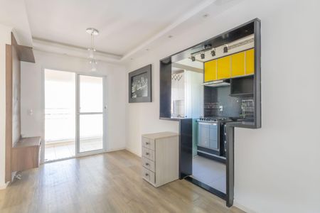 Sala de apartamento para alugar com 3 quartos, 57m² em Conceição, Osasco