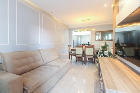 Sala  de apartamento para alugar com 2 quartos, 45m² em Vila Nova Savoia, São Paulo