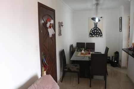 Sala de apartamento para alugar com 2 quartos, 61m² em Nova Gerti, São Caetano do Sul