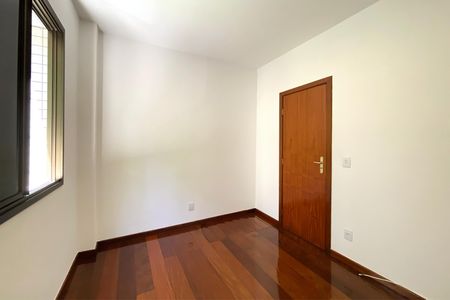 Apartamento para alugar com 110m², 3 quartos e 2 vagasQuarto 3