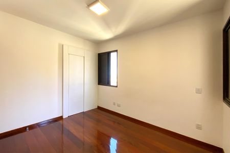 Suite 1 de apartamento para alugar com 3 quartos, 110m² em Anchieta, Belo Horizonte